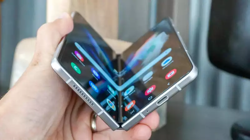 Samsung Galaxy Z Fold 3 and Galaxy Watch 4 Delay: Why you may not get your order on time