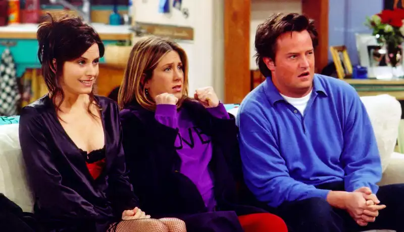 The reunion of friends is already a disaster — who invited these guests?