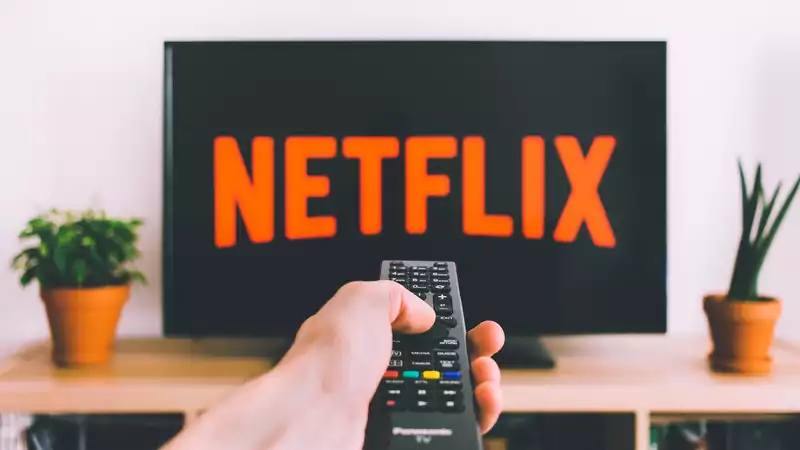 Netflix Launches new Play Something feature using AI - No scrolling required