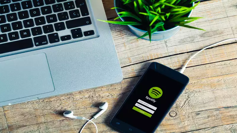 Spotify is taking on the clubhouse — here's how