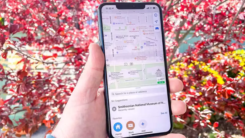 With the iOS14.5 map app, you may know how crowded places are